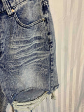 Load image into Gallery viewer, Forever 21 Mens Blue Denim Studded Stretch Raw Hem Cut-Off Shorts Size 33
