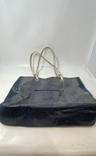 Load image into Gallery viewer, Wilson Womens Blue White Snakeskin Leather Inner Pocket Double Strap Tote Bag
