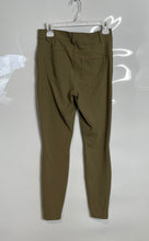 Load image into Gallery viewer, Lululemon Womens Green Stretch Flat Front Skinny Leg Trouser Pants Size 28
