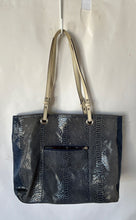 Load image into Gallery viewer, Wilson Womens Blue White Snakeskin Leather Inner Pocket Double Strap Tote Bag
