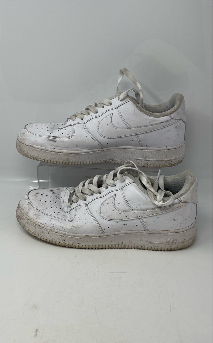 Nike Mens Air Force 1 '07 CW2288-111 White Sneaker Shoes Size 11 Minor Stains