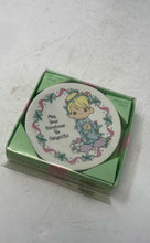 Load image into Gallery viewer, Precious Moments May Your Christmas Be Delightful Small Collector Plate
