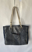 Load image into Gallery viewer, Wilson Womens Blue White Snakeskin Leather Inner Pocket Double Strap Tote Bag
