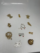 Load image into Gallery viewer, Women&#39;s &quot;Xmas Series&quot; Gold Tone/Silver/Red Brooches (11 Pcs)
