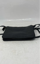 Load image into Gallery viewer, Vince Camuto Womens Eris Black Leather Shoulder Strap Zipper Crossbody Purse
