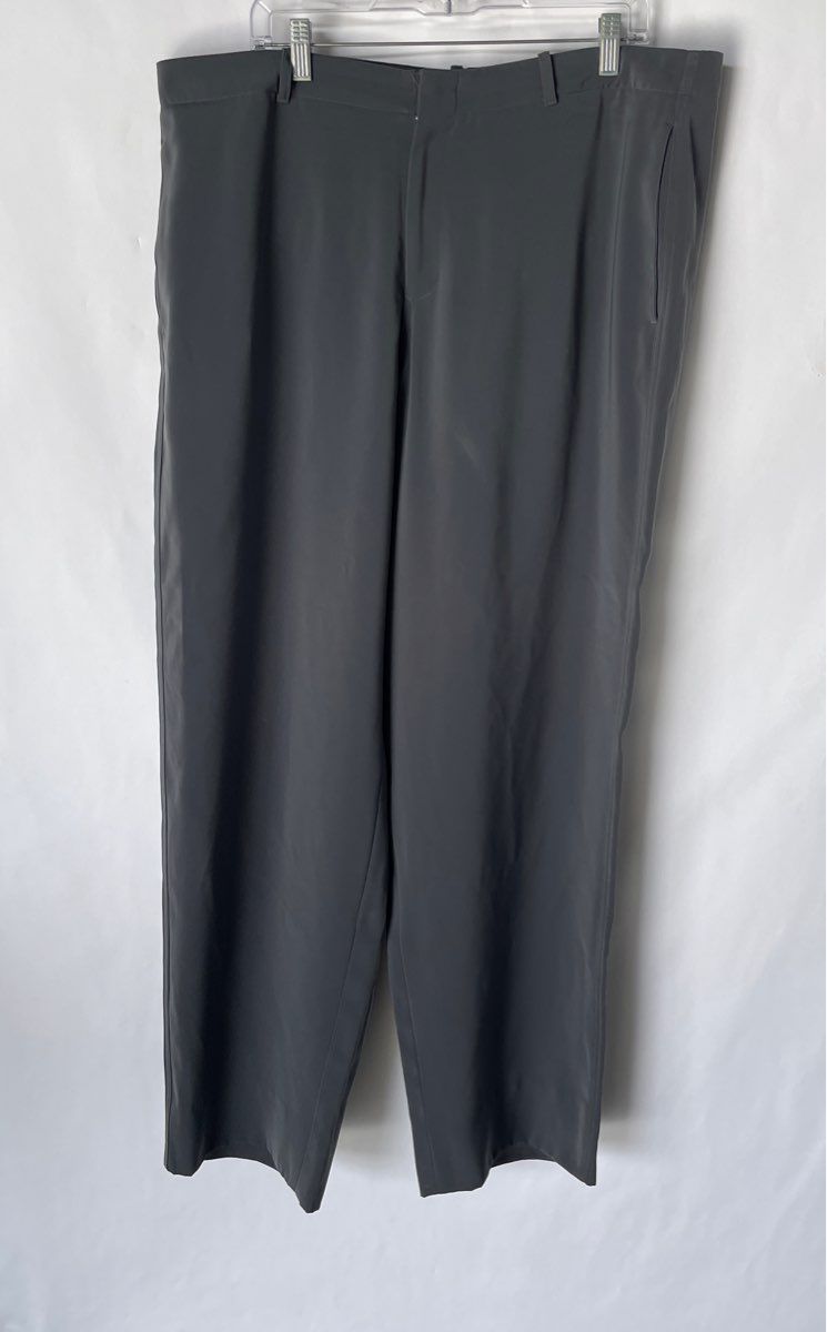 Authentic Giorgio Armani Mens Muted Green Straight Leg Dress Pants Size EUR 38