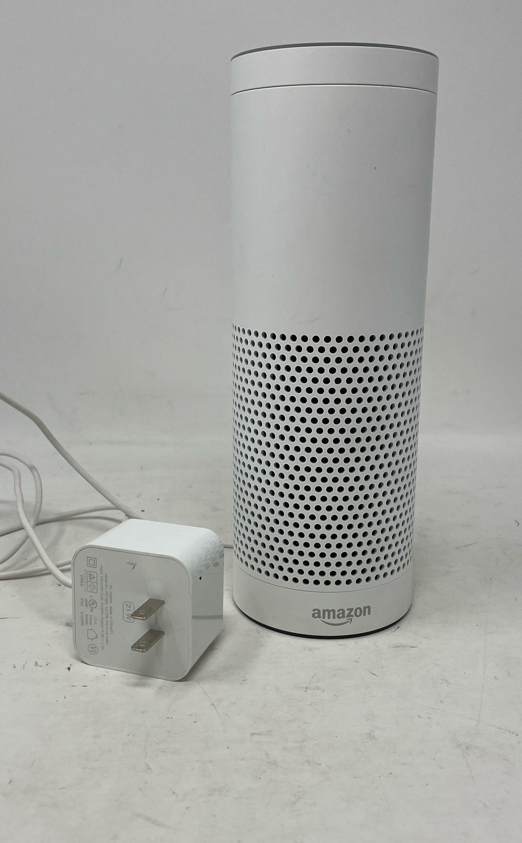 Powers On Not Tested Amazon Alexa Echo Tower White Smart Speaker