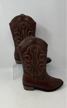 Load image into Gallery viewer, Cat &amp; Jack Girls Montana Brown Faux Leather Side Zip Western Boots Size 2
