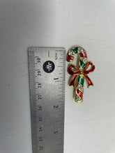 Load image into Gallery viewer, Women&#39;s &quot;Xmas Series&quot; Gold Tone/Silver/Red Brooches (11 Pcs)
