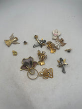 Load image into Gallery viewer, Women&#39;s &quot;Series Angels&quot; Brooches, 15 PCS. Weight 152.2 g
