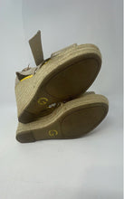 Load image into Gallery viewer, G By Guess Womens Beige Yellow Open Toe Wedge Espadrille Sandals Size 8M
