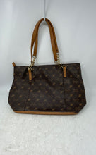 Load image into Gallery viewer, Beverly Hills Polo Club Womens Brown Leather Shoulder Handbag
