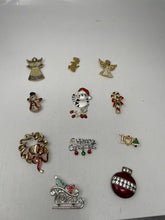 Load image into Gallery viewer, Women&#39;s &quot;Xmas Series&quot; Gold Tone/Silver/Red Brooches (11 Pcs)
