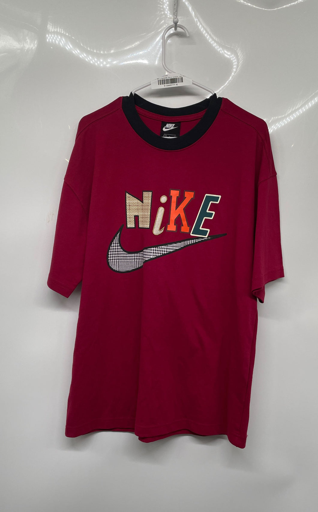 Nike Mens Burgundy Logo Print Short Sleeve Round Neck T-Shirt Size Small